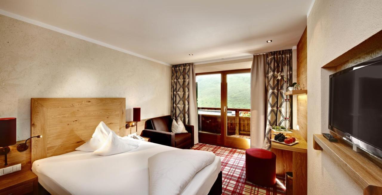 Hotel Berghof Crystal Spa & Sports Tux Εξωτερικό φωτογραφία