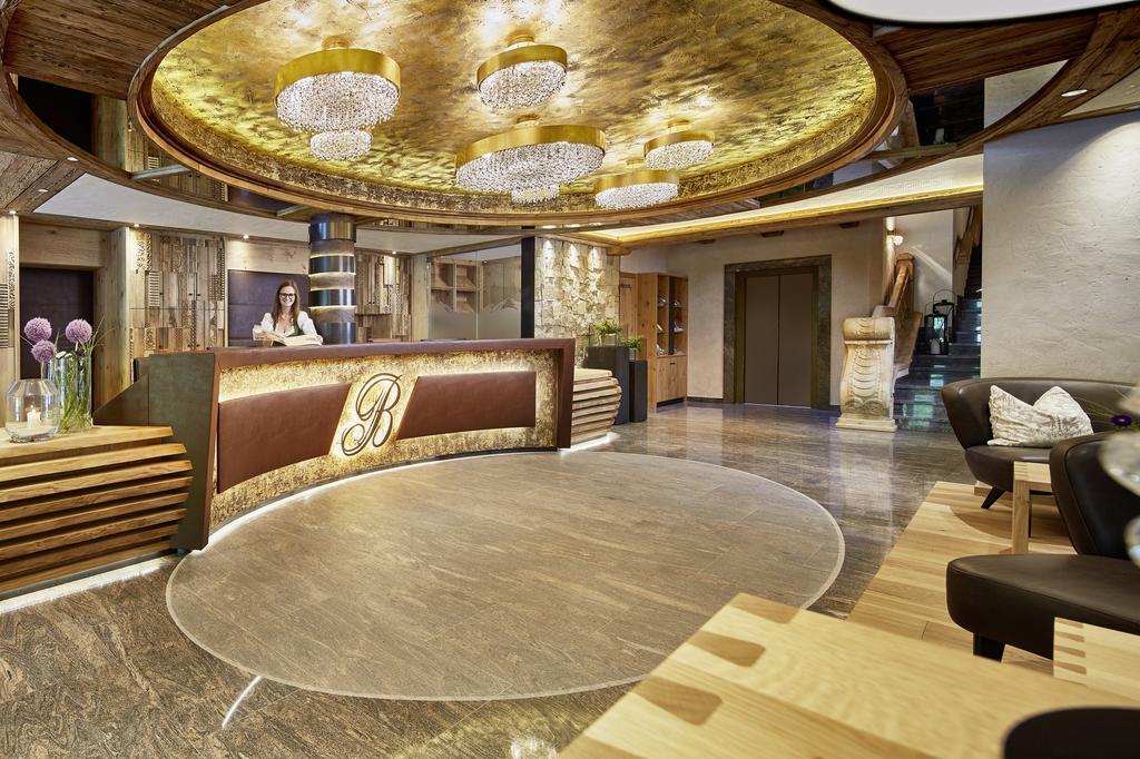 Hotel Berghof Crystal Spa & Sports Tux Εξωτερικό φωτογραφία