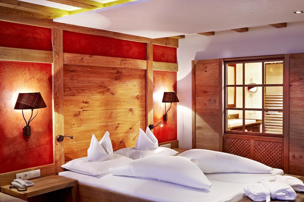 Hotel Berghof Crystal Spa & Sports Tux Εξωτερικό φωτογραφία