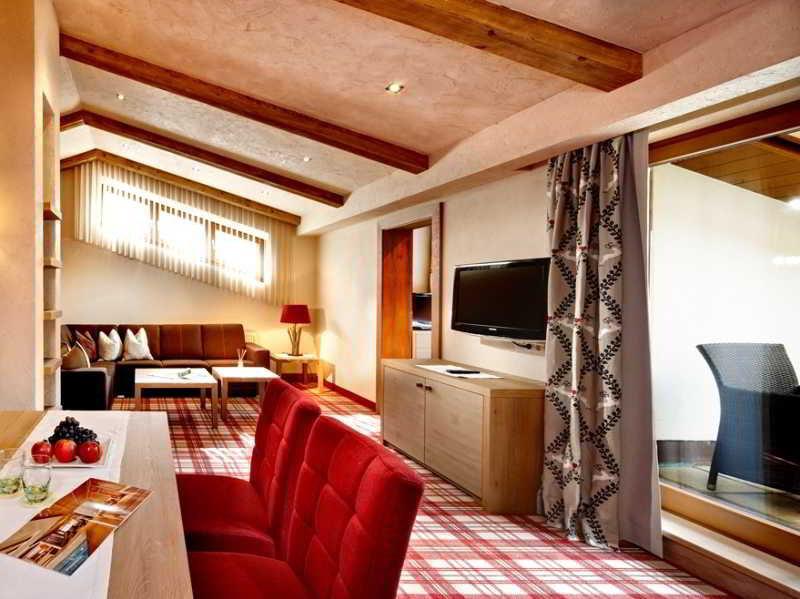 Hotel Berghof Crystal Spa & Sports Tux Εξωτερικό φωτογραφία